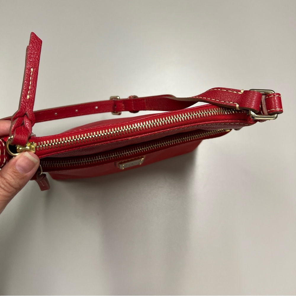 Dooney & Bourke Red Pebble Leather Letter Carrier Bag - Picture 7 of 16